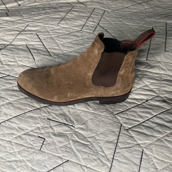 Men\'s Brown Suede Chelsea Boots